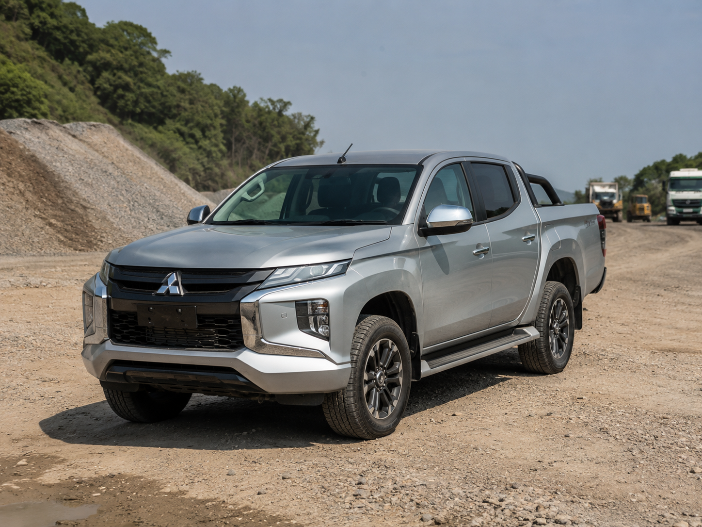 Mitsubishi Pickup
